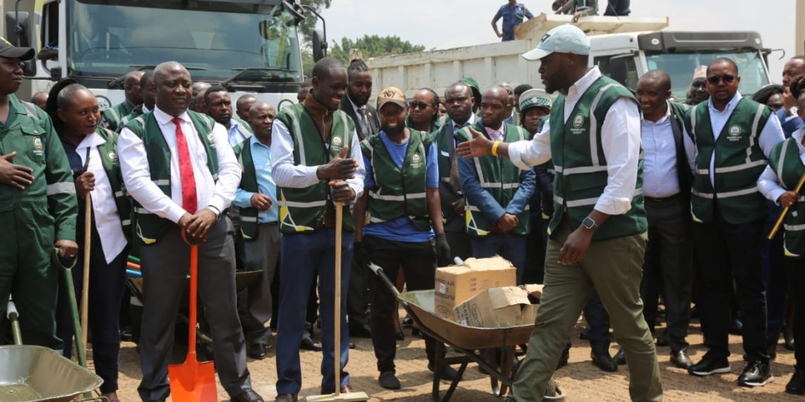 Nairobi city county Governor Johnson Sakaja orders unclogging of all drainage before El Nino rains begin